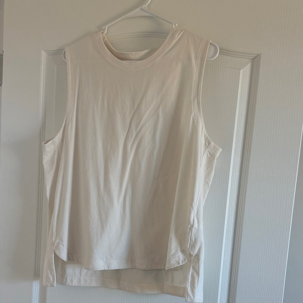 Athleta Cream Sleeveless Top